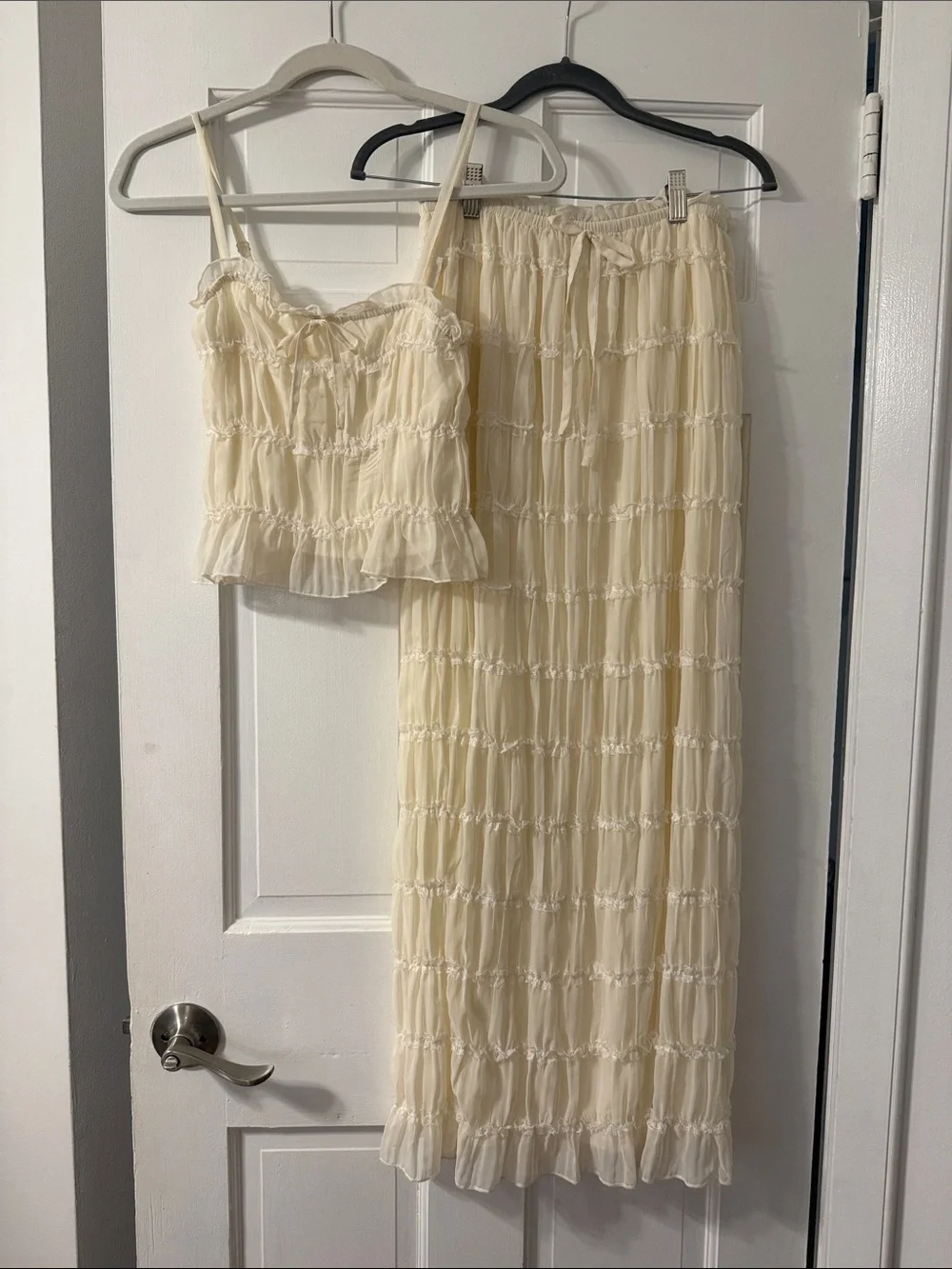 Women's Cream Ruffled Set - Picture 1 of 5